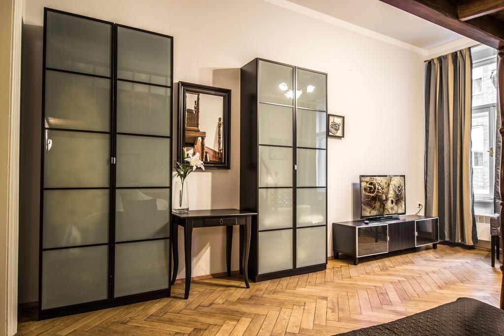 Colonial Ruterra 2bdr Praha