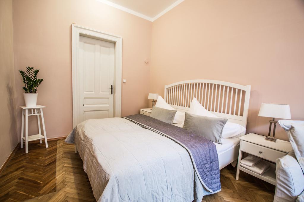 Colonial Ruterra 2bdr Praha